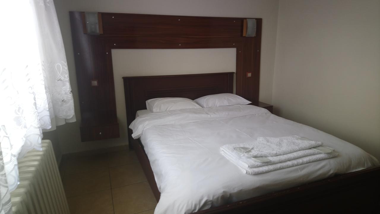 Isik Hotel Одрин Екстериор снимка